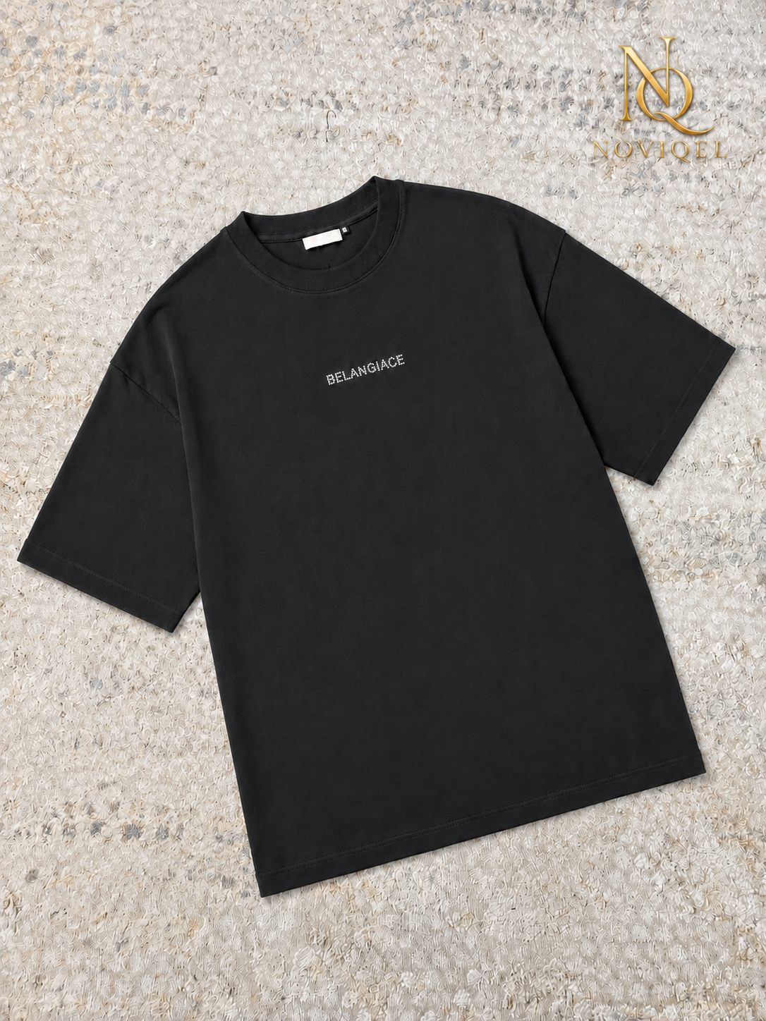 Minimalist Crew Neck T-Shirt – view 2