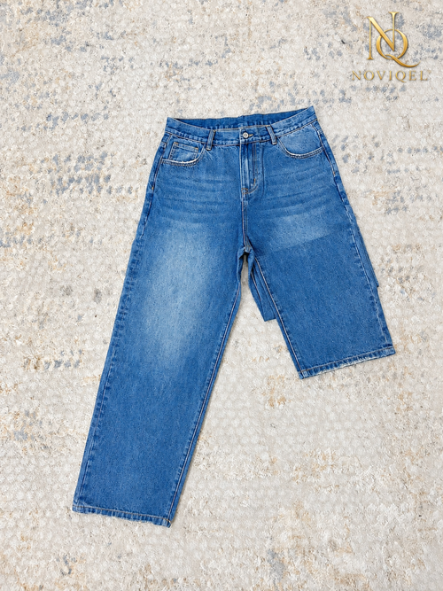 Classic Mid-Wash Baggy Jeans – featured view