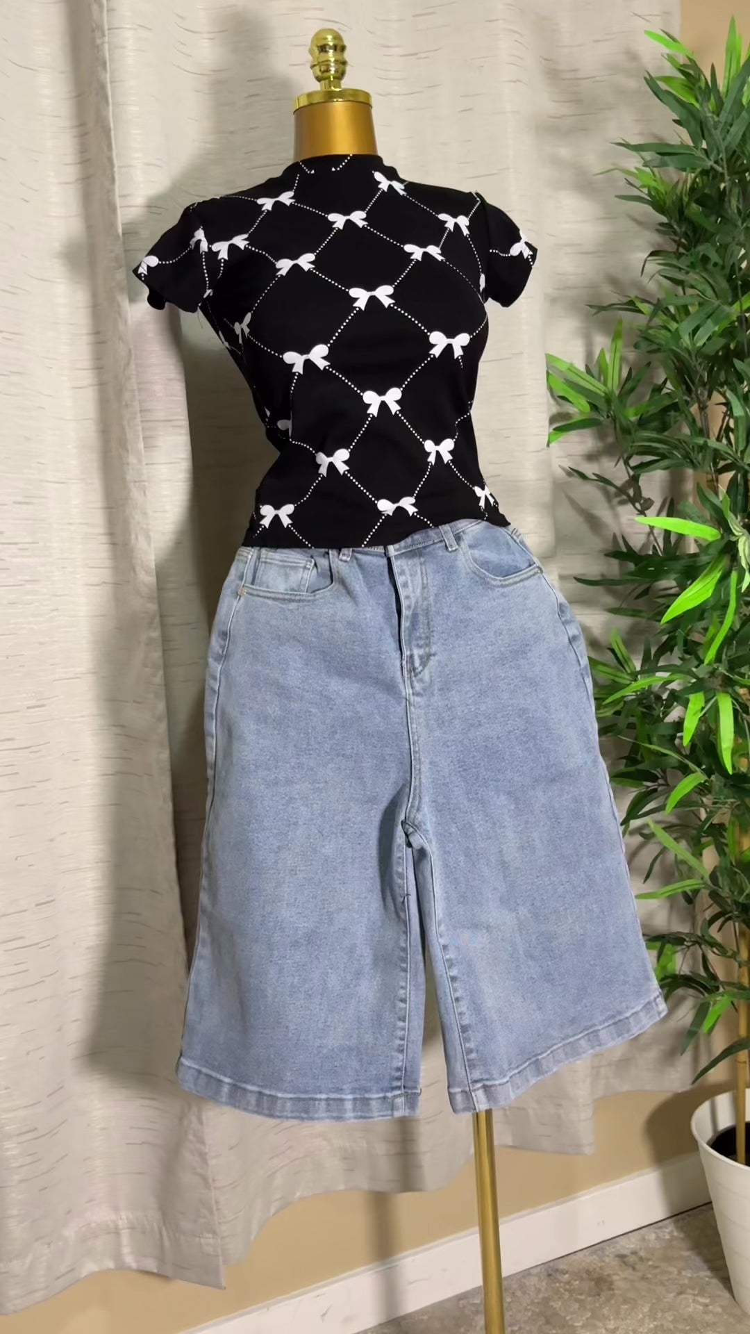 Relaxed Light-Wash Denim Jorts